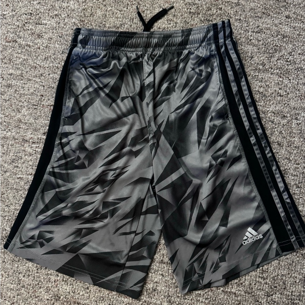Adidas striped athletic shorts Large youth 14/16